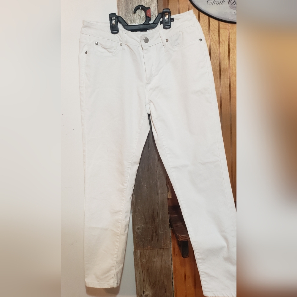 TAHARI White Pants Kelly Classic Skinny Size 8-29 Stretch Versatile Timeless